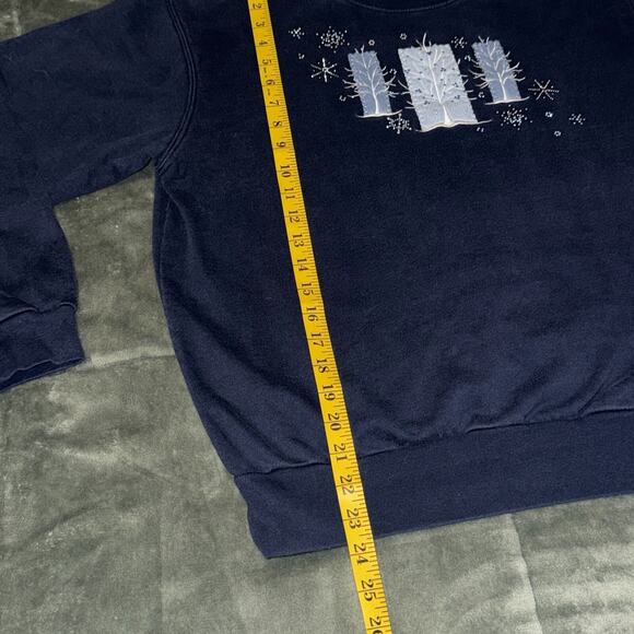 Decorated Originals Sweatshirt Womens Large Navy Blue Winter Snowflakes Pullover - Picture 7 of 8